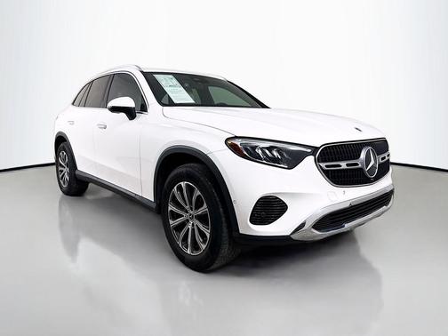 White 2023 Mercedes-Benz GLC 300 Base
