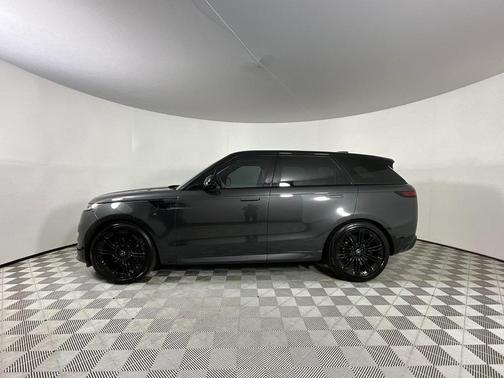 2024 Land Rover Range Rover Sport SE