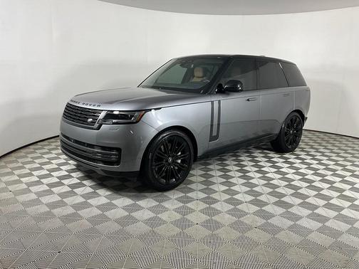 2025 Land Rover Range Rover P530 SE