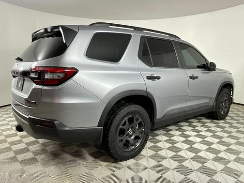 2023 Honda Pilot AWD TrailSport