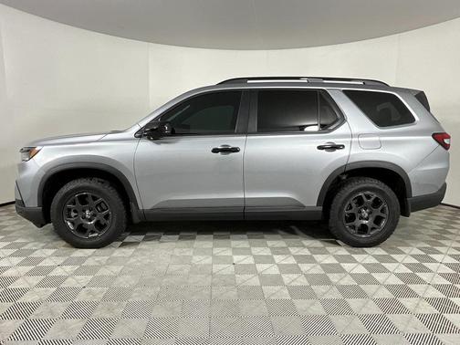 2023 Honda Pilot AWD TrailSport