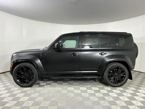 Narvik Black 2026 Land Rover Defender P635 OCTA Black