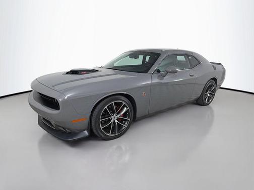 Destroyer Gray Clearcoat 2018 Dodge Challenger R/T 392