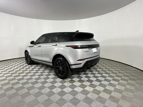 2025 Land Rover Range Rover Evoque Core S