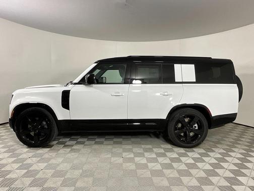 2026 Land Rover Defender P400 X-Dynamic SE