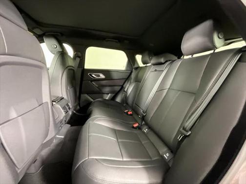 2026 Land Rover Range Rover Velar P400 Dynamic SE