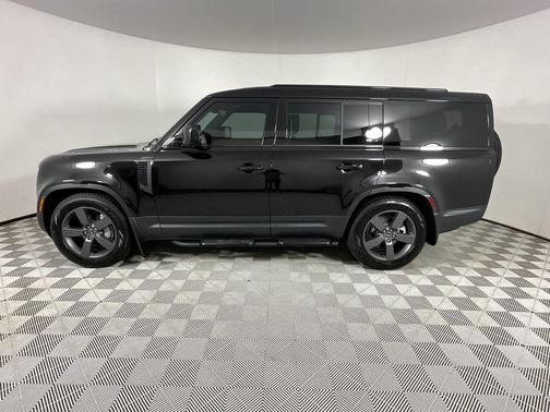 2025 Land Rover Defender 130 P400 S