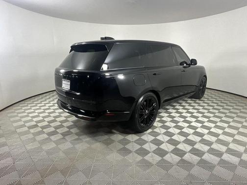 2024 Land Rover Range Rover P400 SE