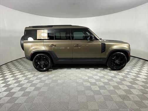 2020 Land Rover Defender 110 S