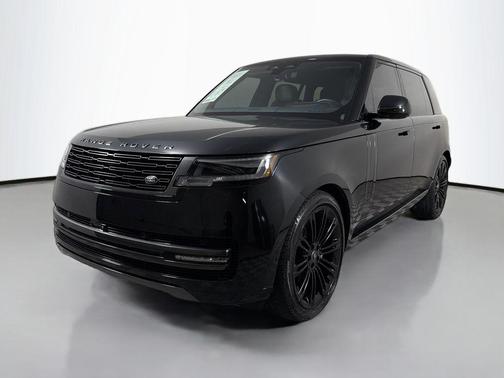 Black 2024 Land Rover Range Rover P400 SE