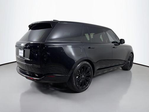 Black 2024 Land Rover Range Rover P400 SE