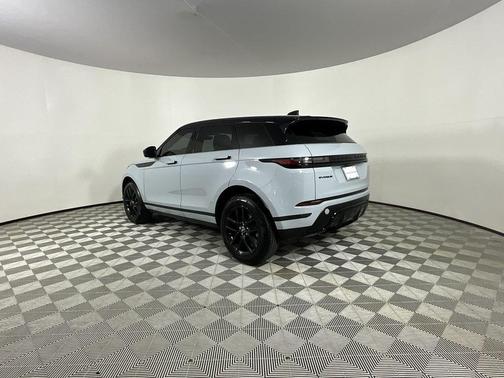 2025 Land Rover Range Rover Evoque Core S