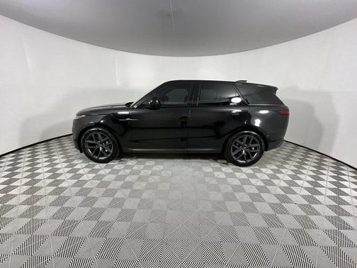 2024 Land Rover Range Rover Sport SE