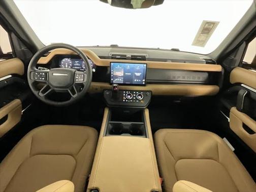 2025 Land Rover Range Rover P550e SE