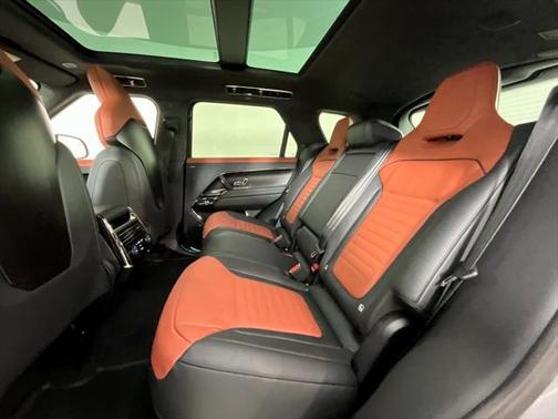 2025 Land Rover Range Rover Sport P635 SV Edition Two