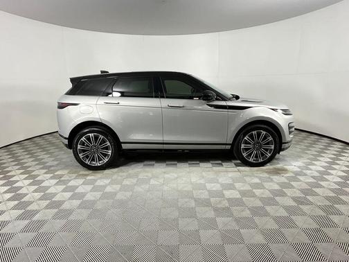 Santorini Black Metallic 2026 Land Rover Range Rover Evoque Dynamic SE