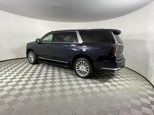 2024 Cadillac Escalade ESV Premium Luxury