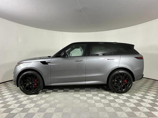 2025 Land Rover Range Rover Sport SE
