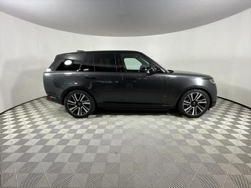 2023 Land Rover Range Rover P400 SE
