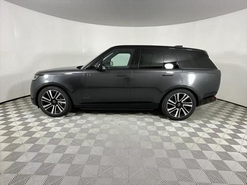 2023 Land Rover Range Rover P400 SE