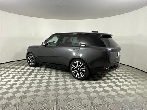 2023 Land Rover Range Rover P400 SE