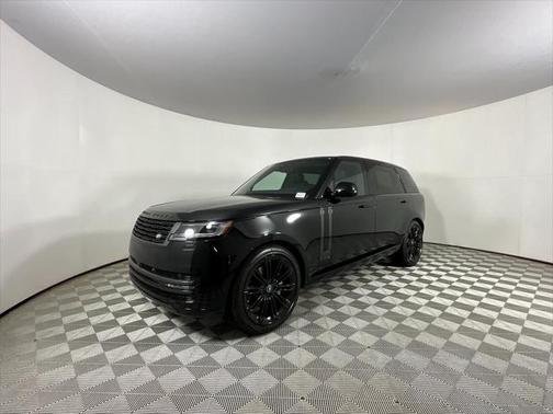 2025 Land Rover Range Rover P400 SE 7 Seat