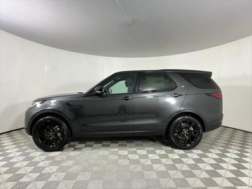 2025 Land Rover Discovery P300 S