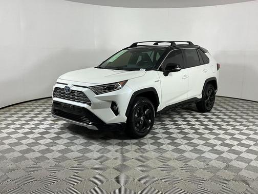 2021 Toyota RAV4 Hybrid SE