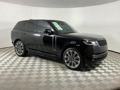 2024 Land Rover Range Rover P530 SE