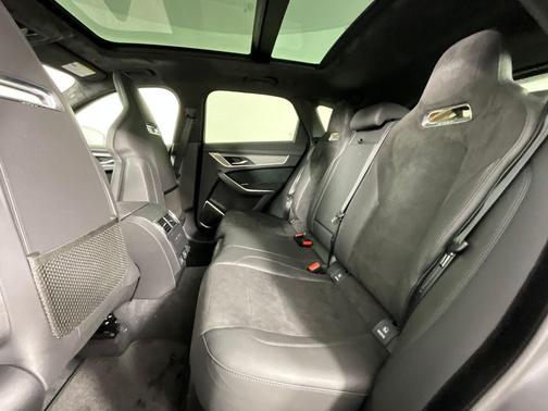 2026 Jaguar F-PACE SVR