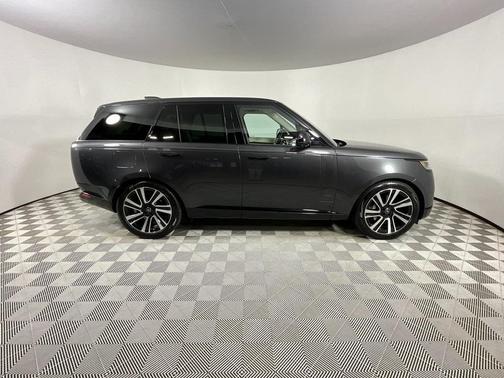 2023 Land Rover Range Rover P400 SE