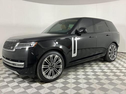 Santorini Black Metallic 2026 Land Rover Range Rover P530 Autobiography