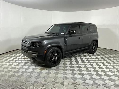 2022 Land Rover Defender 110 X-Dynamic SE