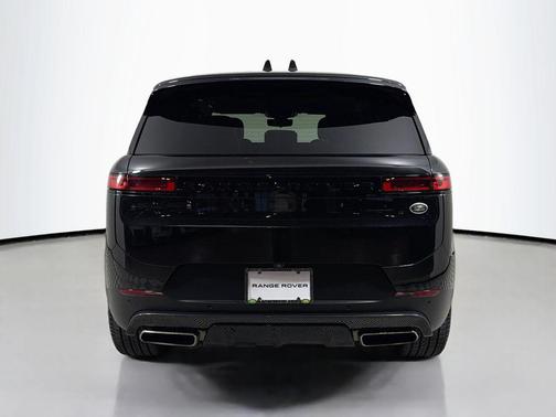Santorini Black Metallic 2023 Land Rover Range Rover Sport SE