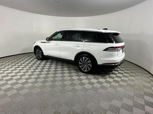 2025 Lincoln Aviator Premiere
