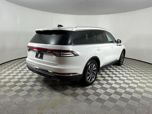 2025 Lincoln Aviator Premiere