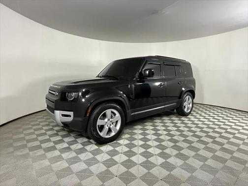 2023 Land Rover Defender 110 SE