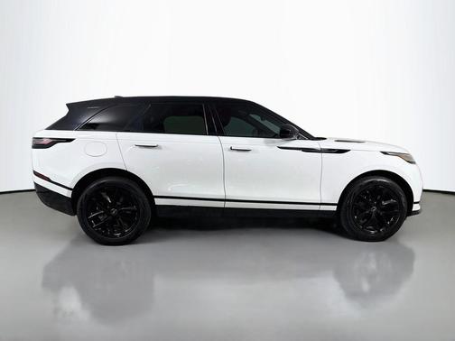 Fuji White 2025 Land Rover Range Rover Velar P250 SE R-Dynamic