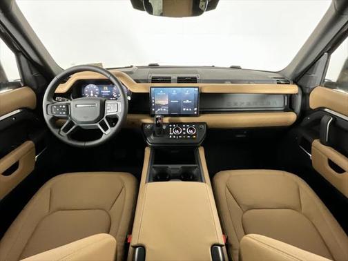 2025 Land Rover Defender 110 P400 S