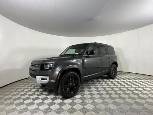 2025 Land Rover Defender 110 P400 S