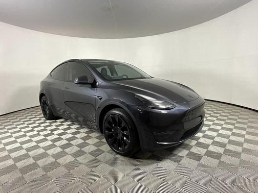 2024 Tesla Model Y Long Range Dual Motor All-Wheel Drive