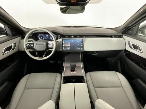 2026 Land Rover Range Rover Velar P250 SE R-Dynamic