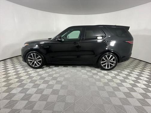 2024 Land Rover Discovery P360 Dynamic SE