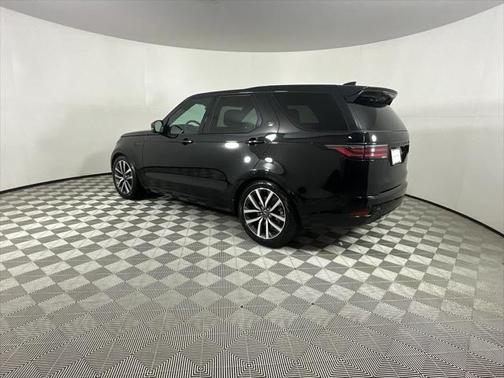 2024 Land Rover Discovery P360 Dynamic SE