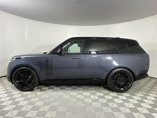 2026 Land Rover Range Rover P400 SE