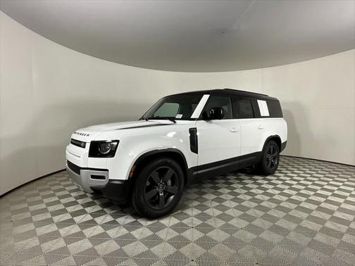 2025 Land Rover Defender 130 P400 S