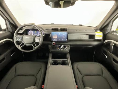2025 Land Rover Defender 130 P400 S