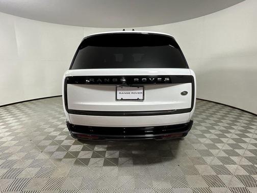 2023 Land Rover Range Rover P400 SE