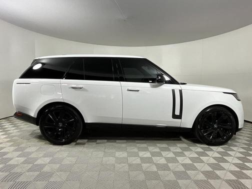 2023 Land Rover Range Rover P400 SE