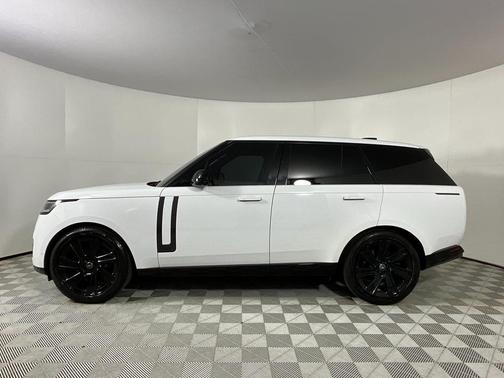 2023 Land Rover Range Rover P400 SE